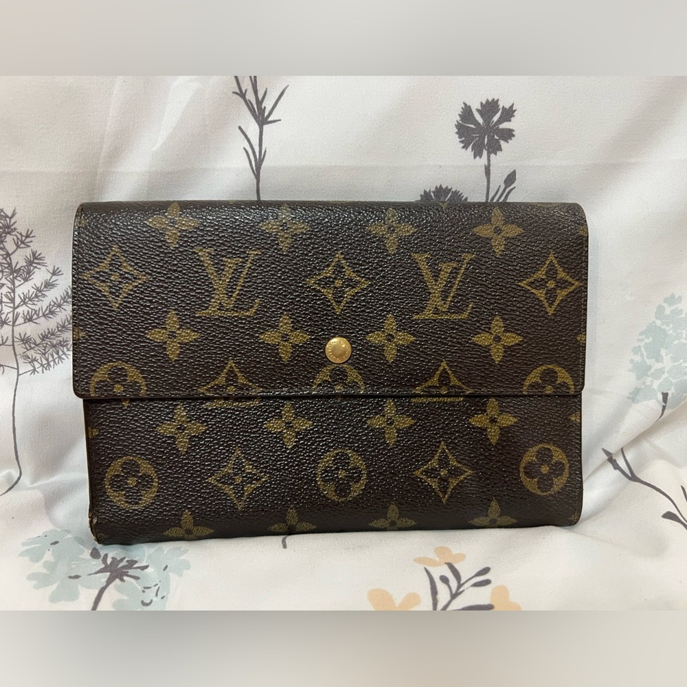 Louis Vuitton Brown Monogram Women's Trifold Wallet